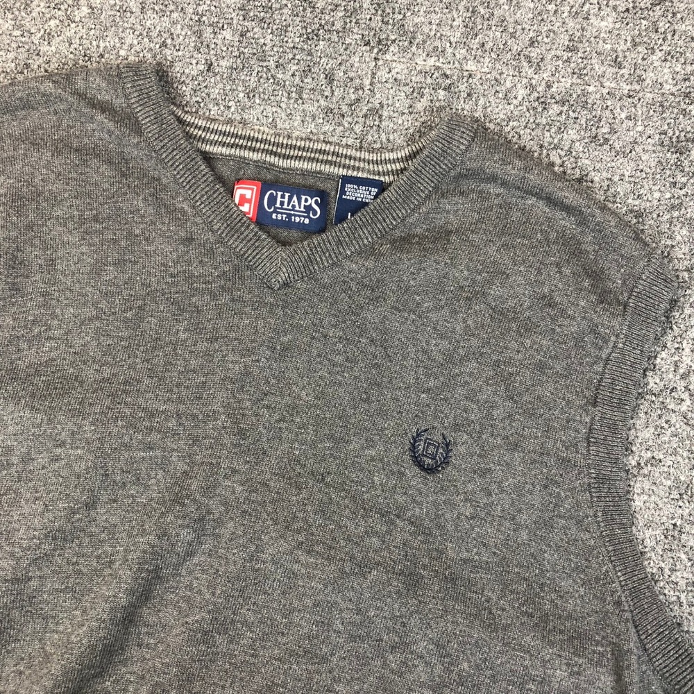 VTG Chaps Mens Size L Large V-Neck Sweater Vest Gray Classic Logo